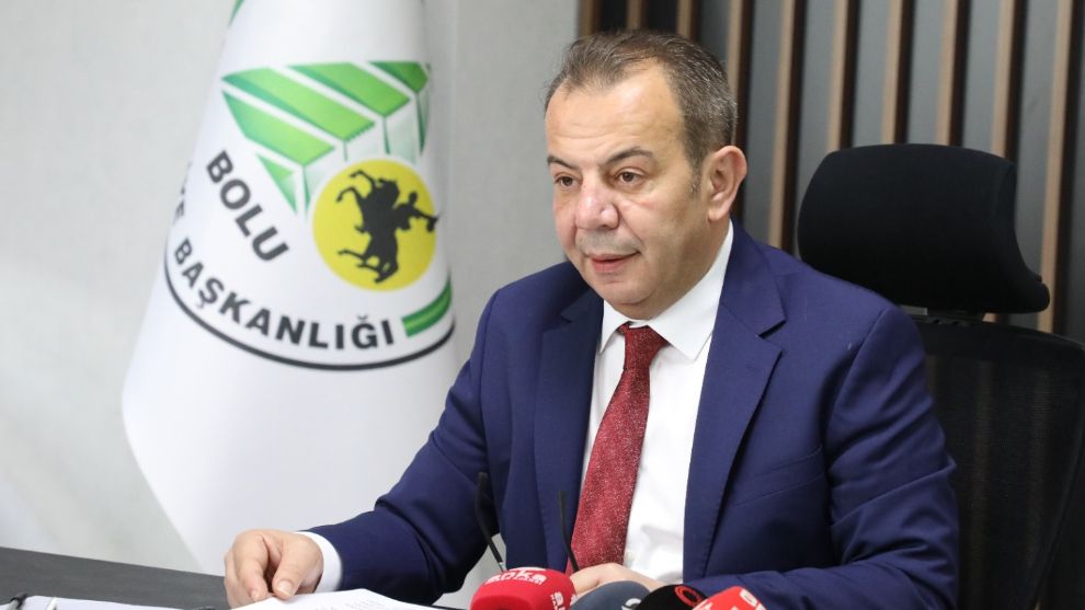 TANJU ÖZCAN YENİDEN CHP'YE DÖNDÜ