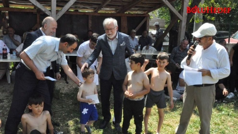 “BAŞPEHLİVANIMIZ RECEP TAYYİP ERDOĞAN”
