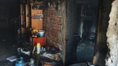 AHŞAP EVDE ÇIKAN YANGIN SÖNDÜRÜLDÜ