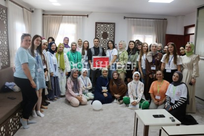 ANADOLUYUZ BİZ PROJESİ ÖĞRENCİLERİ AHİ KENTİ MUDURNU'DA
