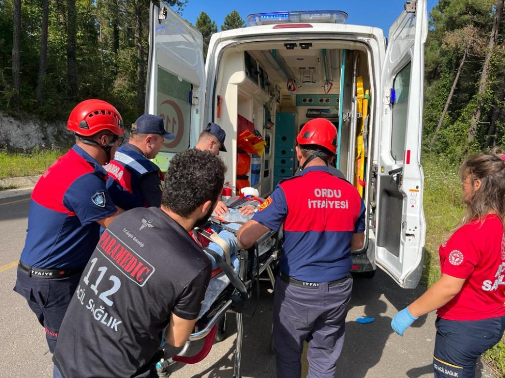 Ordu’da ormanlık alana devrilen motosikletin sürücüsü yaralandı