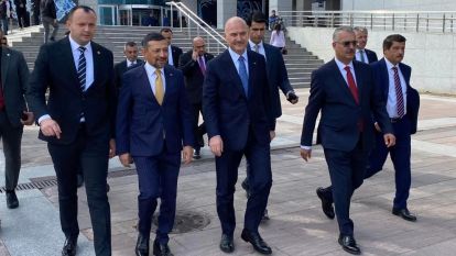 BAKAN YERLİKAYA'YA GEÇMİŞ OLSUN ZİYARETİ
