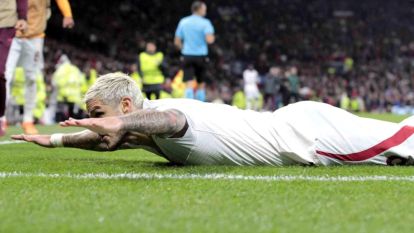 MANCHESTER UNİTED'I MAĞLUP EDEREK 3 PUANLA DÖNDÜ