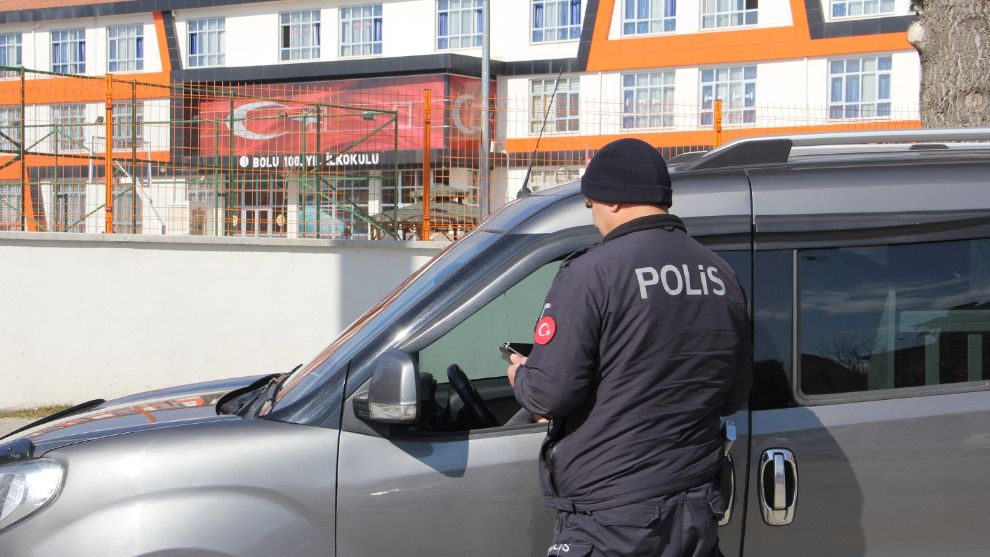 Bolu Emniyeti Okul Çevrelerinde Huzur ve Güvenliği Sağlıyor