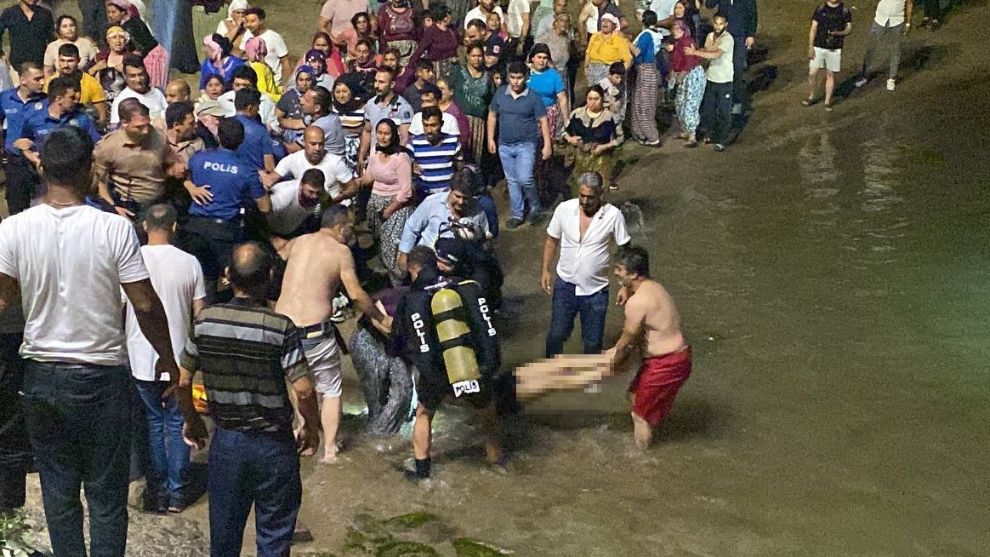 Evinin önünde tabancayla vuruldu, 6 aylık hamile eşi sopayla darp edildi