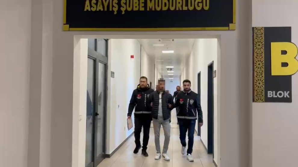 Okul bahçesindeki dehşetin ardından baba ve oğlu çıktı