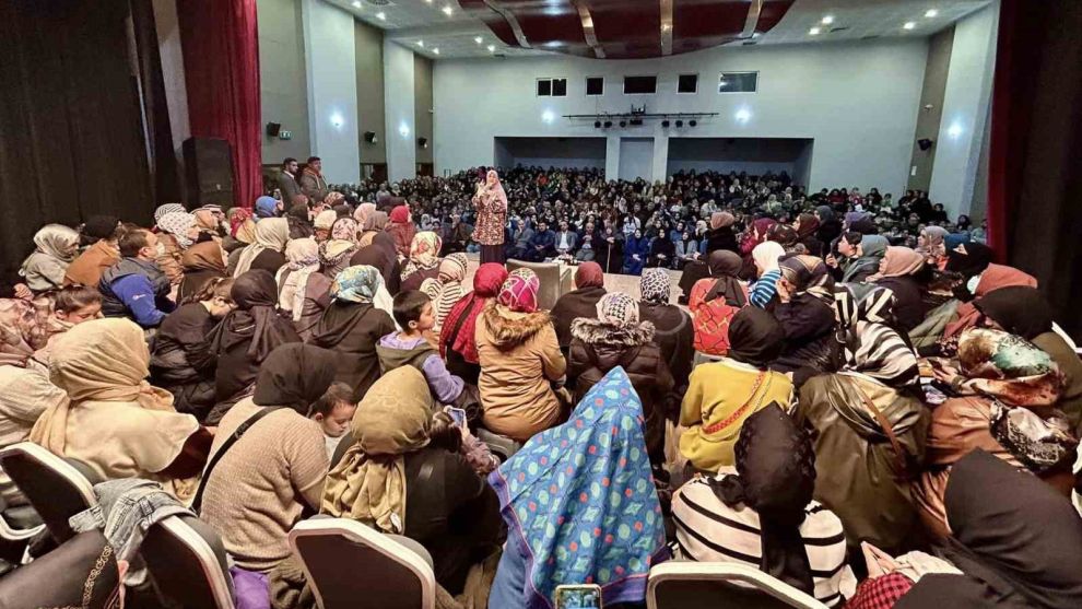 Saliha Erdim'e ilgi