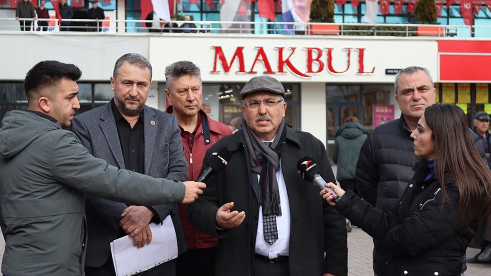 Mansur ŞEN “Belediye Meclisi Tanju Başkanın Çiftliği değildir”