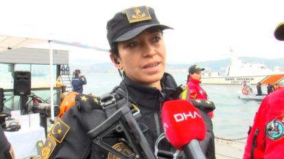 8 Mart Dünya Kadınlar Günü dolayısıyla Kadın komandolar, 15 Temmuz Şehitler Köprüsü'nden halatla indi