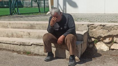 Mercimek yüklü TIR'ın dorsesinden 40 kaçak göçmen çıktı