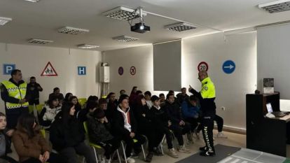 Öğrencilere Bolu'da Trafik Eğitimleri veriliyor