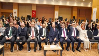 Öz Sağlık-İş Sendikasından Siyah Eldiven Hareketi...