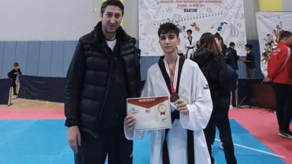 Taekwando Okul Sporları  Şampiyonası'ndan tek madalya ile döndük