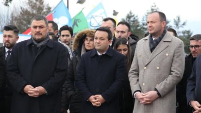 TÜRK'ÜN BAYRAMINA BİR TEK İLHAN DURAK KATILDI