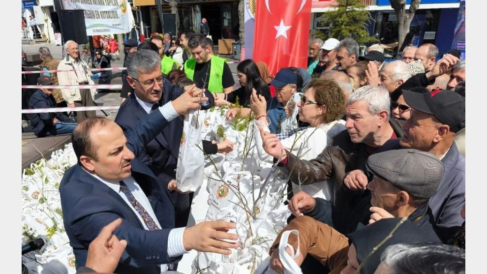 Bolu'da Orman Haftası Kutlamaları Kapsamında 20 Bin Fidan  Dağıtıldı