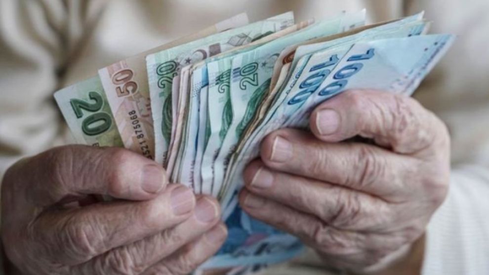 Emeklilerin bayram ikramiyesi 3 bin TL'ye çıkarıldı