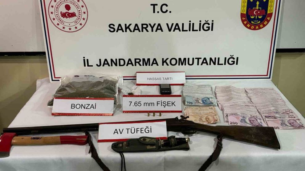 Jandarmadan uyuşturucu operasyonu: 5 gözaltı