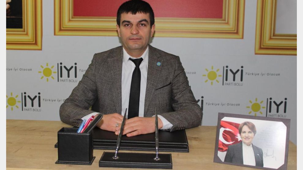 İYİ PARTİLİ MURAT GÜLER EMEKLİNİN YANINDA