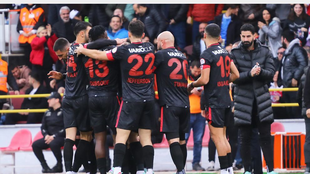 İzmir'den eli boş döndük...
