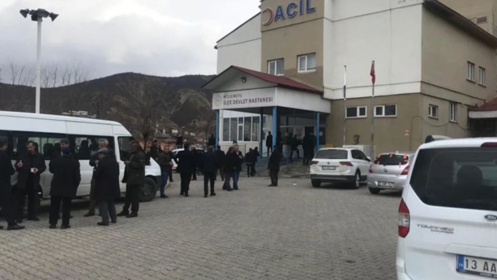 Kaçırdığı kızın ailesinin evini bastı: 3 ölü, 1 yaralı
