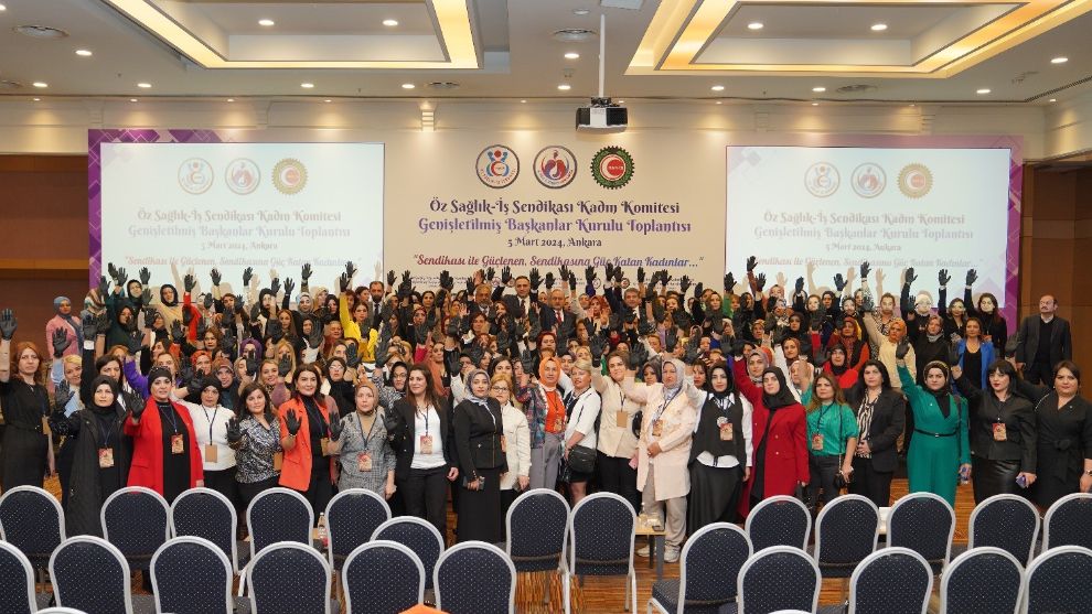 ÖZ SAĞLIK İŞ SENDİKASI KADIN KOMİTESİ GENİŞLETİLMİŞ BAŞKANLAR KURULU TOPLANTISI GERÇEKLEŞTİ