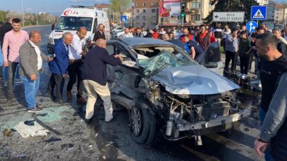 2 gencin ölümüne neden olan korkunç kazanın güvenlik kamerası ortaya çıktı