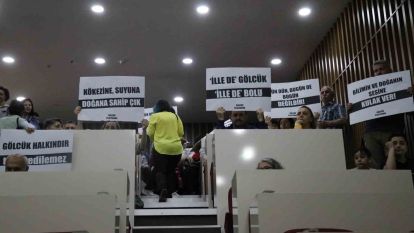 Gölcük'te bungalovların kiralanması krizi belediye meclisine yansıdı: Gölcük Platformu meclisi bastı