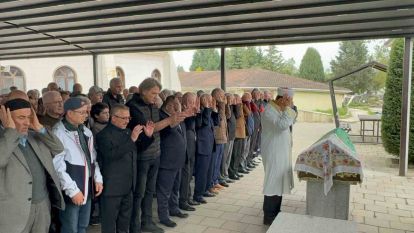 Kemal Demir'in eşi son yolculuğa uğurlandı