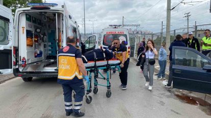 Kocaeli'de "U" dönüşü kazası: 5 yaralı