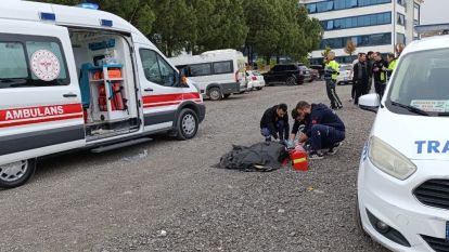 Otomobilin çarptığı kadın hayatını kaybetti