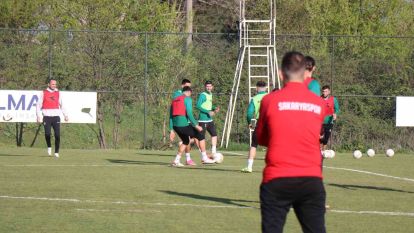 Sakaryaspor, Erzurumspor mesaisine başladı