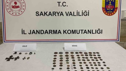 Üstünde 91 tarihi sikke ve objeyle yakalandı