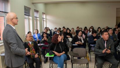 Tayland Sukhothai Thammathirat Open University'den Eğitim Fakültesi'ne iş birliği ziyareti
