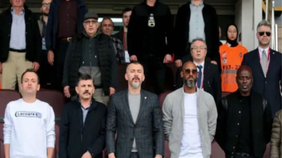 ANELKA MAÇI BAŞKAN ABAK İLE İZLEDİ