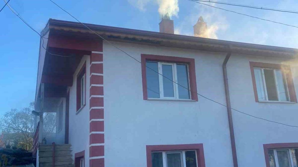 Bolu’da korkutan baca yangını