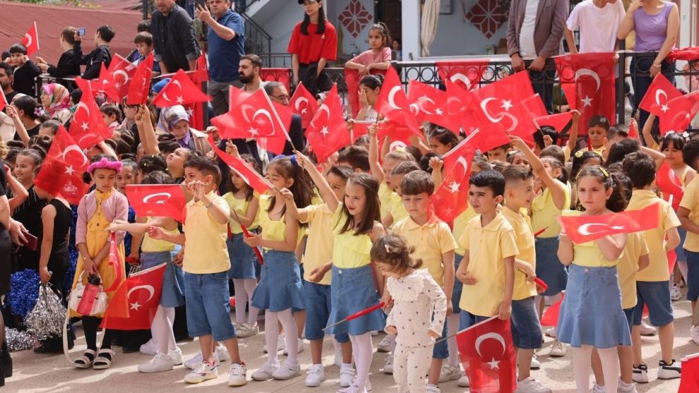 Çayırova’da 23 Nisan coşkusu yaşandı