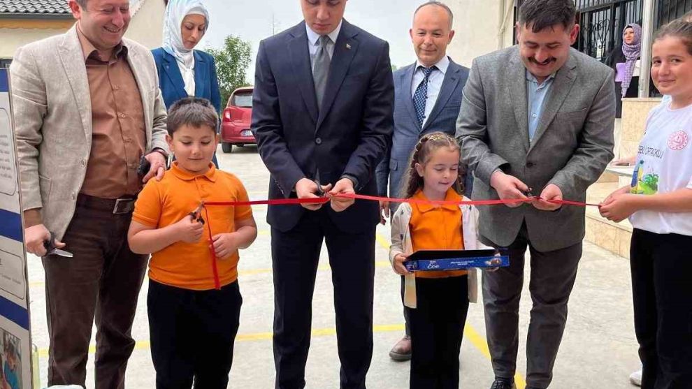 Çilimli’de bilim fuarı açıldı