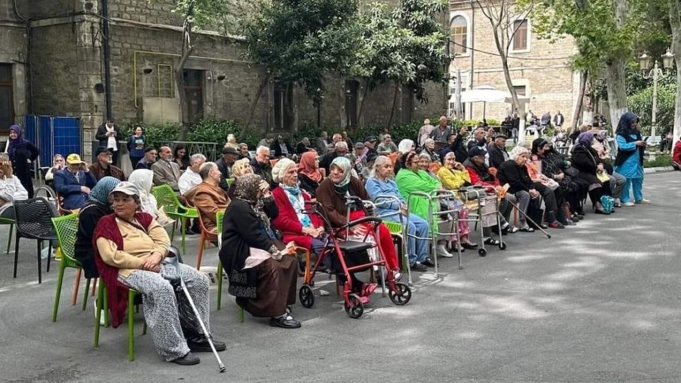 Darülaceze sakinlerine moral oldu