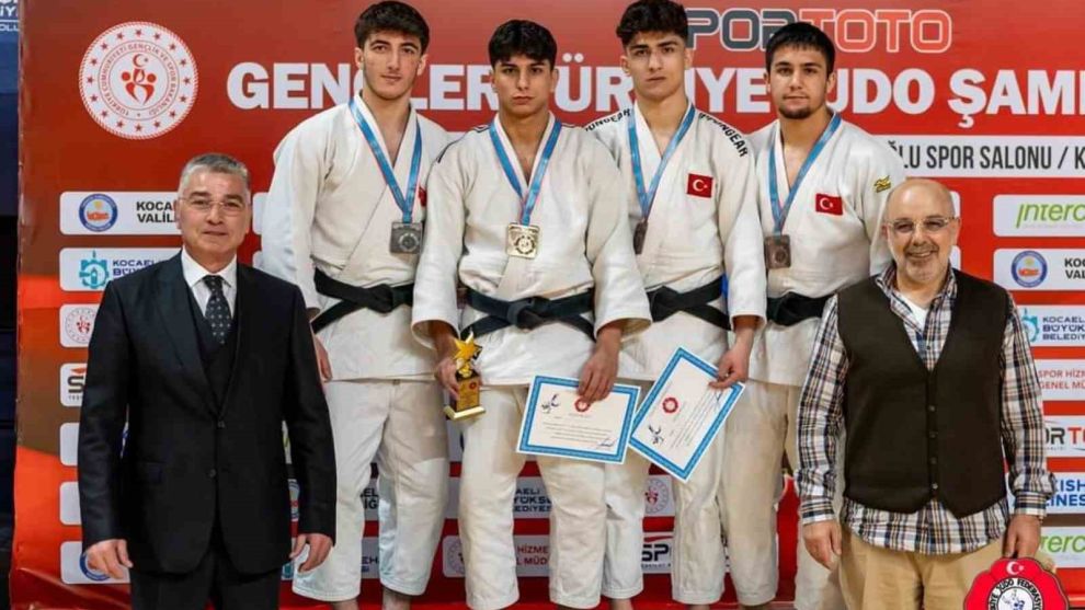 Kocaeli’nin gençleri judoda zirvede