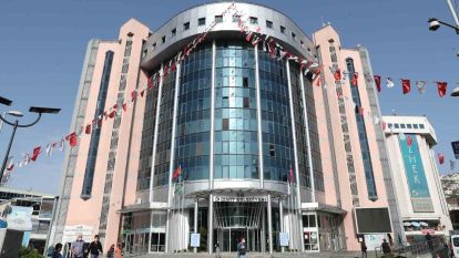 İzmit Belediyesinde kimseye özel araç tahsis edilmeyecek