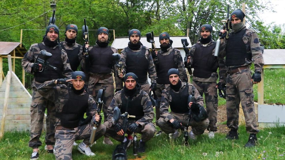 Bolusporlu futbolcular silah sıktı