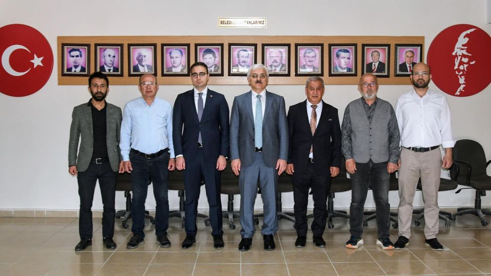 Vali Erkan Kılıç, Mengen Belediye Başkanı Vural Turan'ı Ziyaret Etti