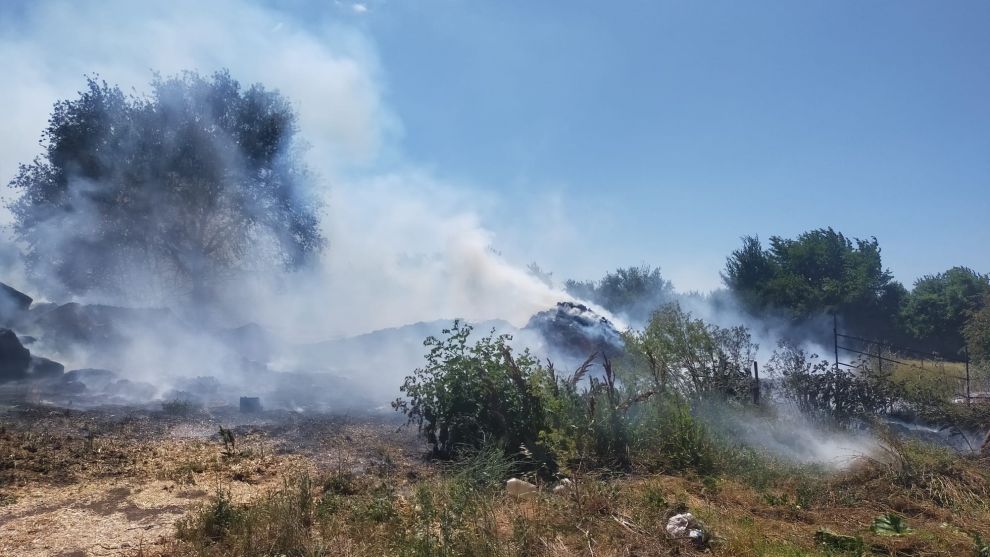 Samanlık alev alev yandı