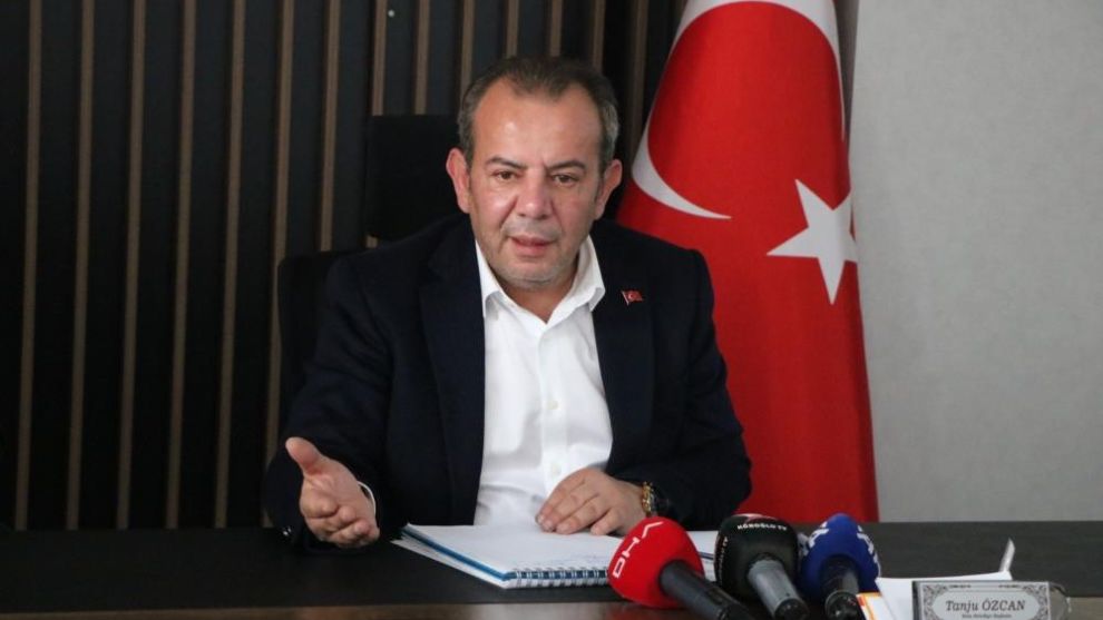 Tanju Özcan, Merih Demiral’ın heykelini dikecek