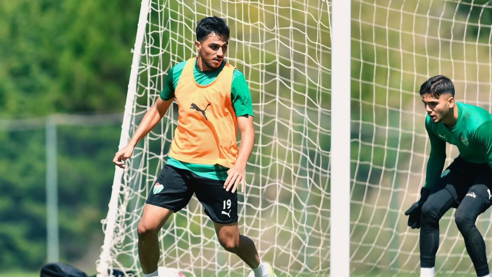 Bursaspor Bolu’da dar alanda çalıştı