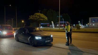 Bolu girişindeki uygulamada araçlar denetlendi
