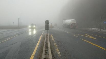 Bolu Dağı'nda sis görüş mesafesini düşürdü