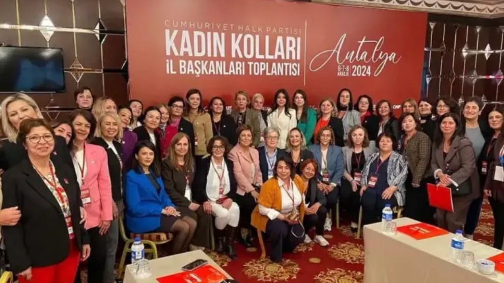 CHP KADIN KOLLARI ANTALYA'DA