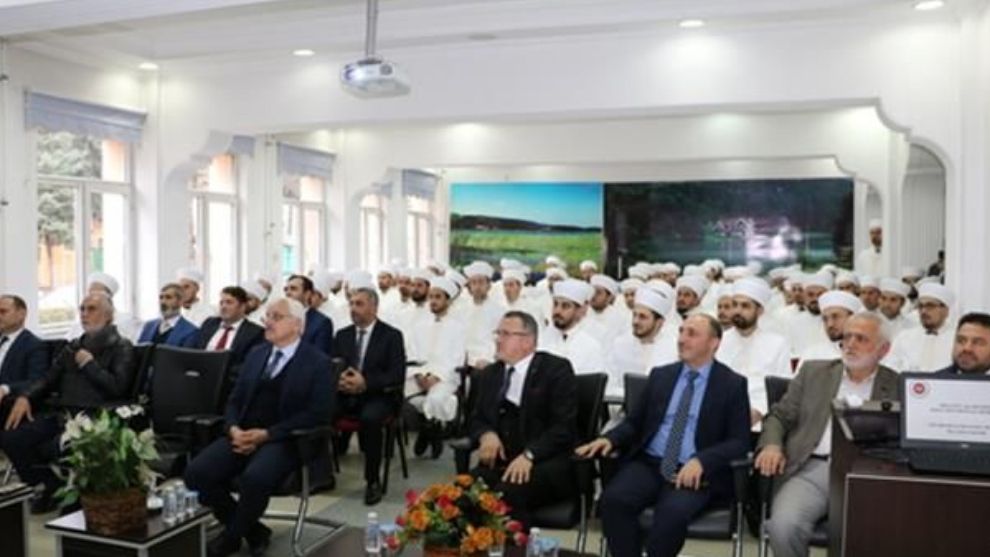 Dini İhtisas Merkezi'nin din görevlileri mezun oldu