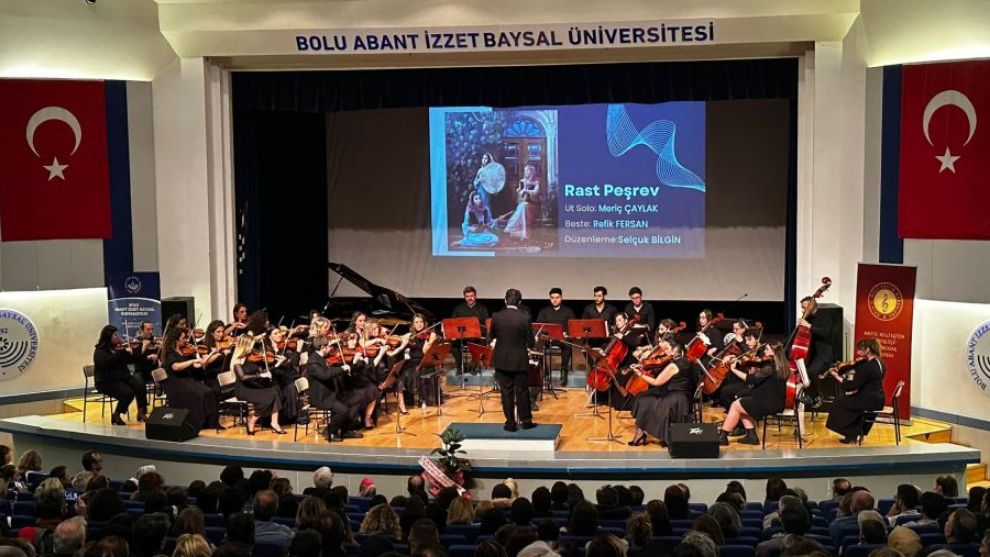 ÖĞRETMENLER ORKESTRASINDAN MUHTEŞEM KONSER....